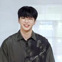 kang-daniel-tuai-pujian-saat-video-call-fansign