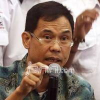 respons-munarman-fpi-setelah-aa-gym-komentari-dugaan-salib-di-spanduk-hut-ri