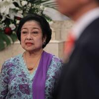 megawati-ikut-dapat-penghargaan-berjasa-memajukan-perekonomian-agama-hukum