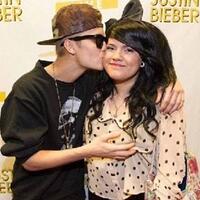 main-remas-dada-cewek-itu-sakit-ga-sih-adhisty-zara-bikin-netizen-gemas