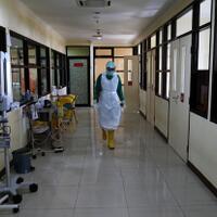 kasus-positif-covid-19-kian-mengkhawatirkan-rumah-sakit-di-ambang-kolaps