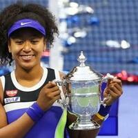 naomi-sang-pencuri-hati