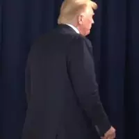 jabatan-kedua-saja-belum-tentu-trump-klaim-quotberhakquot-untuk-masa-jabatan-ketiga