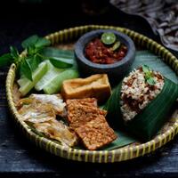 coc-reg-tasikmalaya-nasi-to-makanan-khas-tasikmalaya-yang-endess