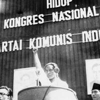 sejarah-masa-kecil-dn-aidit-tokoh-g30s-ternyata-suka-baca-al-quran-dan-sering-khatam