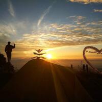 coc-regsemarang-intip-keindahan-basecamp-mawar-di-kaki-gunung-ungaran-semarang