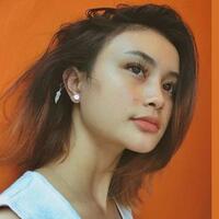 2-wanita-ini-memiliki-foto-ktp-yang-cantiknya-kaya-make-filter
