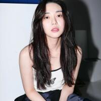 kwon-mina-kembali-di-bully-lewat-dm-instagram