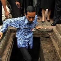 usai-ziarah-ke-makam-orang-tua-malam-ini-jokowi-menginap-di-yogya