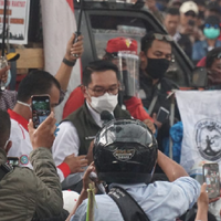 di-depan-buruh-rk-minta-jokowi-terbitkan-perppu-omnibus-law