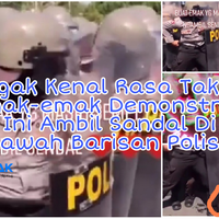 tak-kenal-rasa-takut-emak-emak-demonstran-ini-ambil-sandal-di-bawah-barisan-polisi