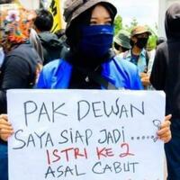 kumpulan-poster-lucu-saat-demo-tolak-ruu-omnibus-law