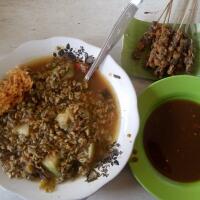 coc-reg-sidoarjo-lontong-kupang-pak-misari-lezat-berkat-jurus-tapak-tangan
