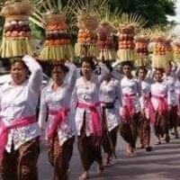 coc-regbali-ritual-unik-yang-hanya-ada-di-bali-nomor-6-bikin-naik-adrenalin