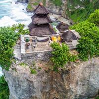 pesona-indonesia-ada-di-uluwatu