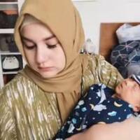 ajak-main-baby-air-anjing-anjing-di-rumah-ibu-irish-bella-jadi-omongan