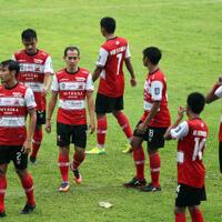 rahmad-darmawan-kecewa-latihan-bersama-arema-fc-dan-madura-united-dihentikan