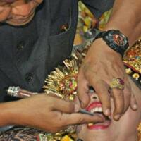 coc-reg-bali-yuk-mengenal-makna-dari-tradisi-metatah-di-bali