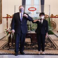retno-ke-menlu-as-terima-kasih-atas-penyediaan-1000-ventilator