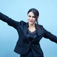 dj-butterfly-resmi-mualaf