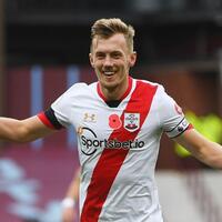 sepakan-maut-birthday-boy-bernama-james-ward-prowse-melambungkan-southampton