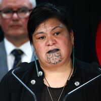 5-fakta-nanaia-mahuta-menlu-selandia-baru-dengan-tato-suku-maori-di-wajah