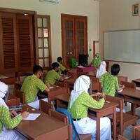 hari-pertama-pembelajaran-tatap-muka-di-solo-berjalan-lancar