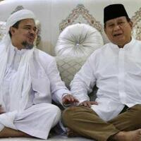 rizieq-shihab-ancam-pejabat-indonesia-yang-menyebutnya-overstay-di-arab-saudi