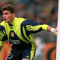 5-kiper-debutan-termuda-sepanjang-sejarah-liga-champions