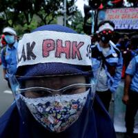 resesi-terburuk-dua-dekade-gelombang-tsunami-phk-di-ri