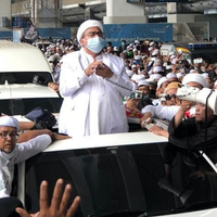 rindu-ke-rizieq-kalahkan-rasa-takut-massa-dari-covid-19