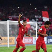10-pesepak-bola-indonesia-yang-namanya-mirip-pemain-top-dunia