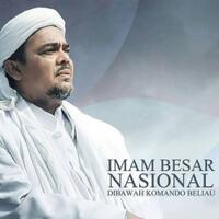 demonstran-bakar-baliho-habib-rizieq-di-bandung