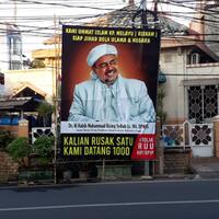 ratusan-karangan-bunga-dukung-pangdam-jaya-berjejer-di-makodam-jaya