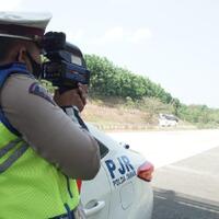 jangan-asal-kebut-gan-tol-cipali-sekarang-punya-speed-gun