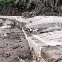 waspada-gunung-semeru-masih-luncurkan-awan-panas-guguran