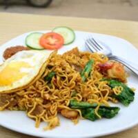 gila-mie-goreng-instant-dibandrol-dengan-harga-548-ribu-ini-alasannya
