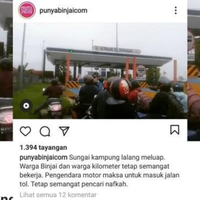 banjir-kota-medan-tersebar-foto-pengendara-motor-nekat-terobos-jalan-tol