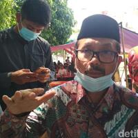 positif-covid-19-bupati-cirebon-isolasi-mandiri-sambil-baca-al-quran