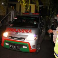 fpi-ungkap-kondisi-6-pengawal-rizieq-luka-tembak-di-kepala-ada-luka-lebam