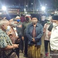 6jenazah-pengawal-rizieq-dishalatkan-wartawan-dan-warga-dilarang-ambil-gambar