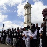 ingin-lindungi-fpi-aceh-harap-rizieq-hijrah-ke-tanah-rencong