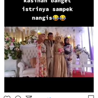 pengantin-ini-menangis-di-hari-pernikahannya-saat-sang-suami-merangkul-mantannya