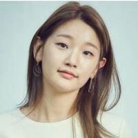 beberkan-kisah-cinta-pertamanya-park-so-dam-galau-tiap-hari-usai-putus