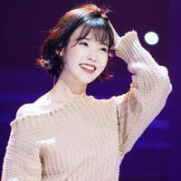 bukan-jadi-kaya-dan-populer-iu-bagikan-makna-kebahagiaan-baginya