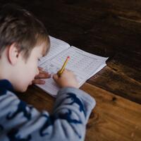 5-tips-menemani-anak-belajar-di-rumah