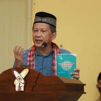 ada-razia-kaos-habib-rizieq-rocky-gerung-noraknya-makin-gila