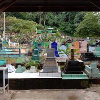 seberapa-sering-anda-berziarah-kubur-ibu-bapak