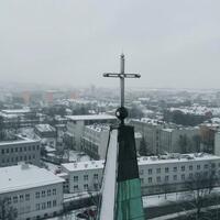politisasi-agama-di-polandia-surutkan-kepercayaan-pada-gereja