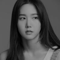 hengkang-dari-apink-yookyung-mantap-jajal-karier-sebagai-perancang-busana